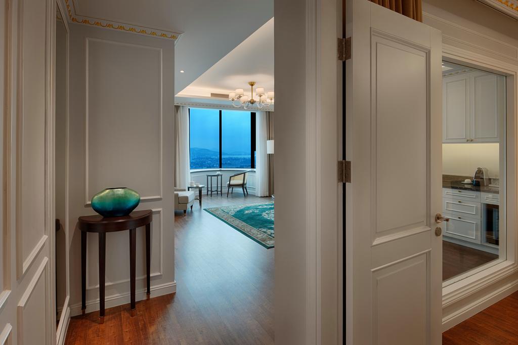 FLC Grand Hotel Hạ Long - VINASTAY
